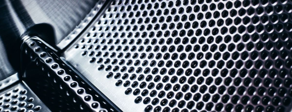 Blechformteil mittels Tiefziehen und spezifischem Tiefziehwerkzeug hergestellt